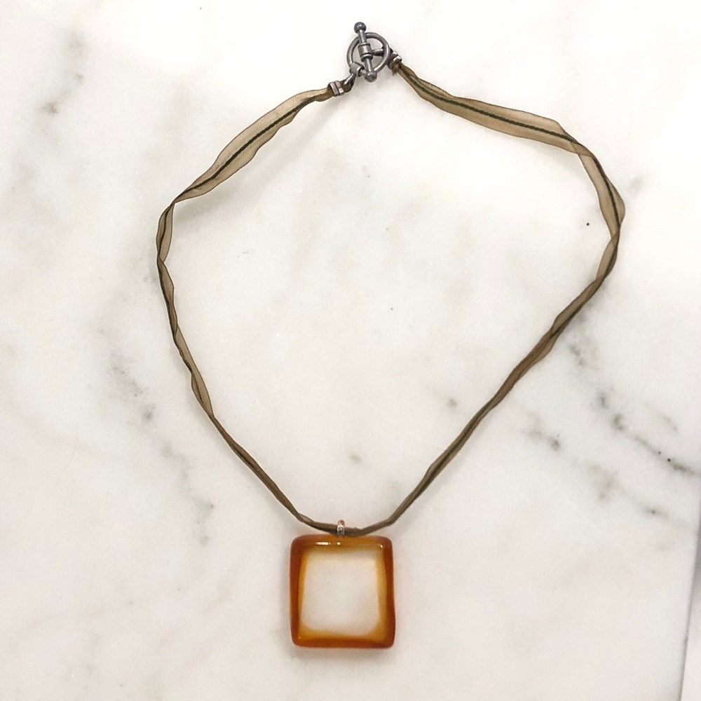 Yumi Glass Necklace